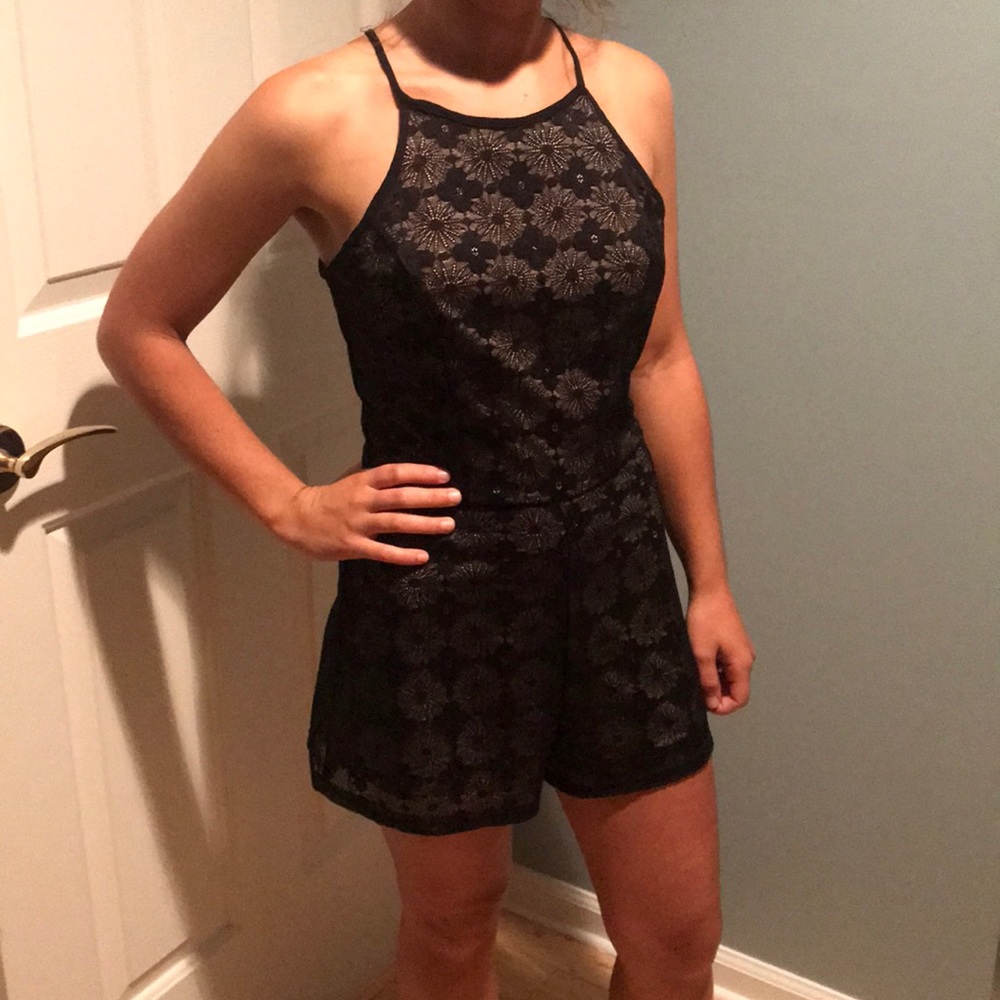 🌞Bleuh Ciel Black romper